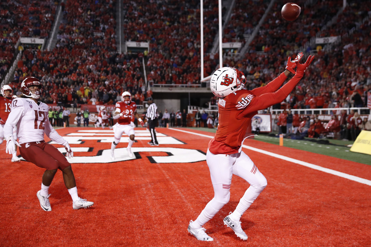 Sep 28, 2019; Salt Lake City, UT, USA; Utah Utes defensive back Jaylon Johnson (1) just misses an interception in the end zone against Washington State Cougars wide receiver Dezmon Patmon (12) at Rice-Eccles Stadium.